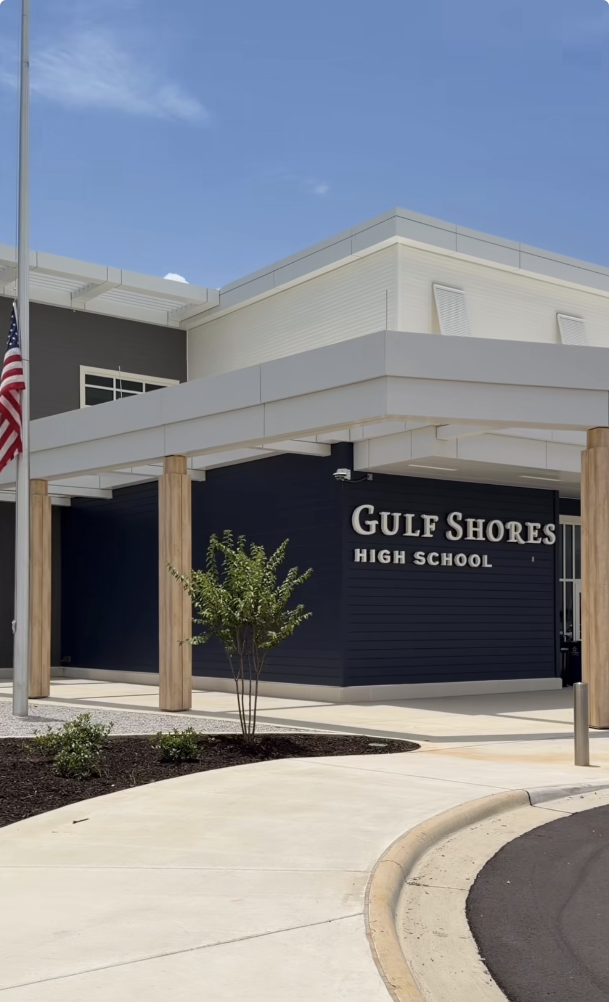 Entrance to Gulf Shores High School.